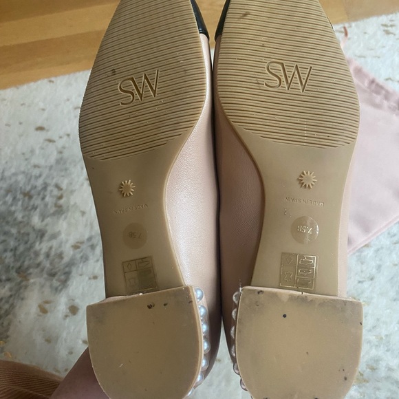 Stuart Weitzman Pearl-Embellished Two Tone Leather Flats - Picture 6 of 10